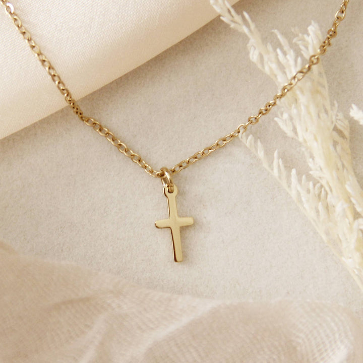 Dainty gold cross necklace | Lovestory