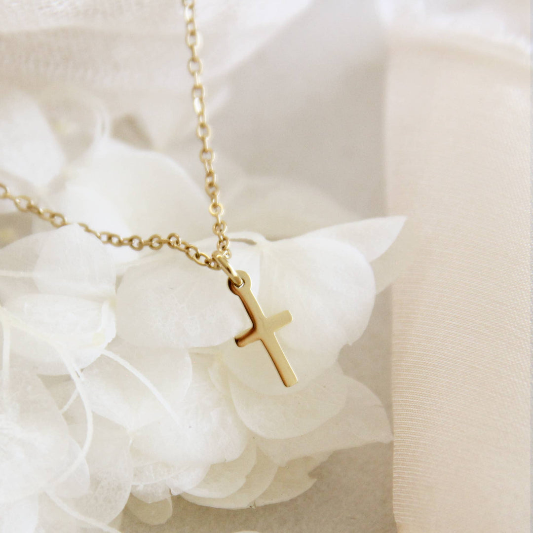 Dainty gold cross necklace | Lovestory