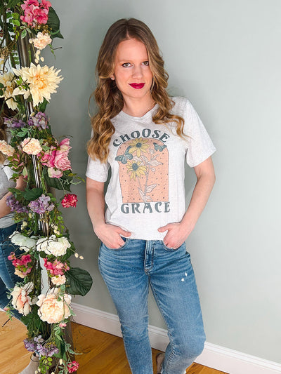 Choose Grace Graphic T-Shirt